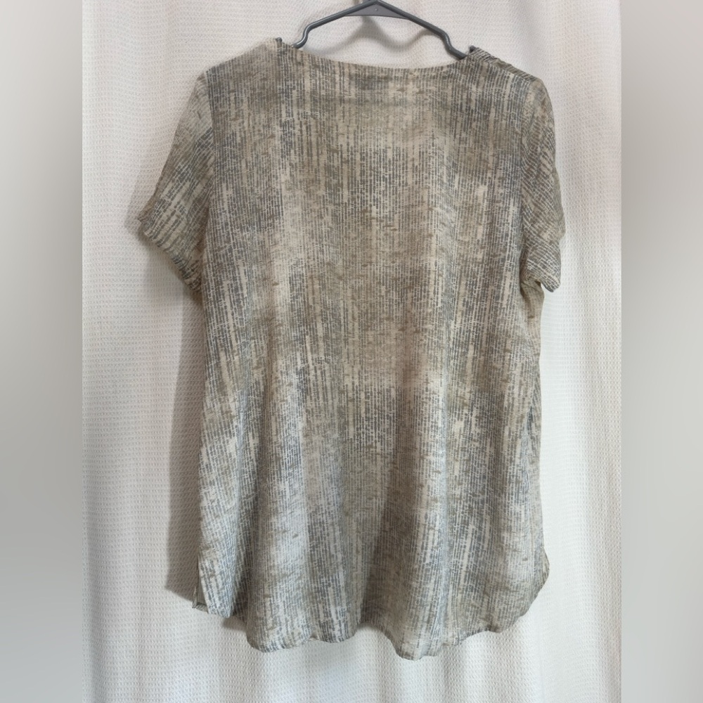 Eileen Fisher Petite LG Silk t-shirt cream and gray - Picture 3 of 5